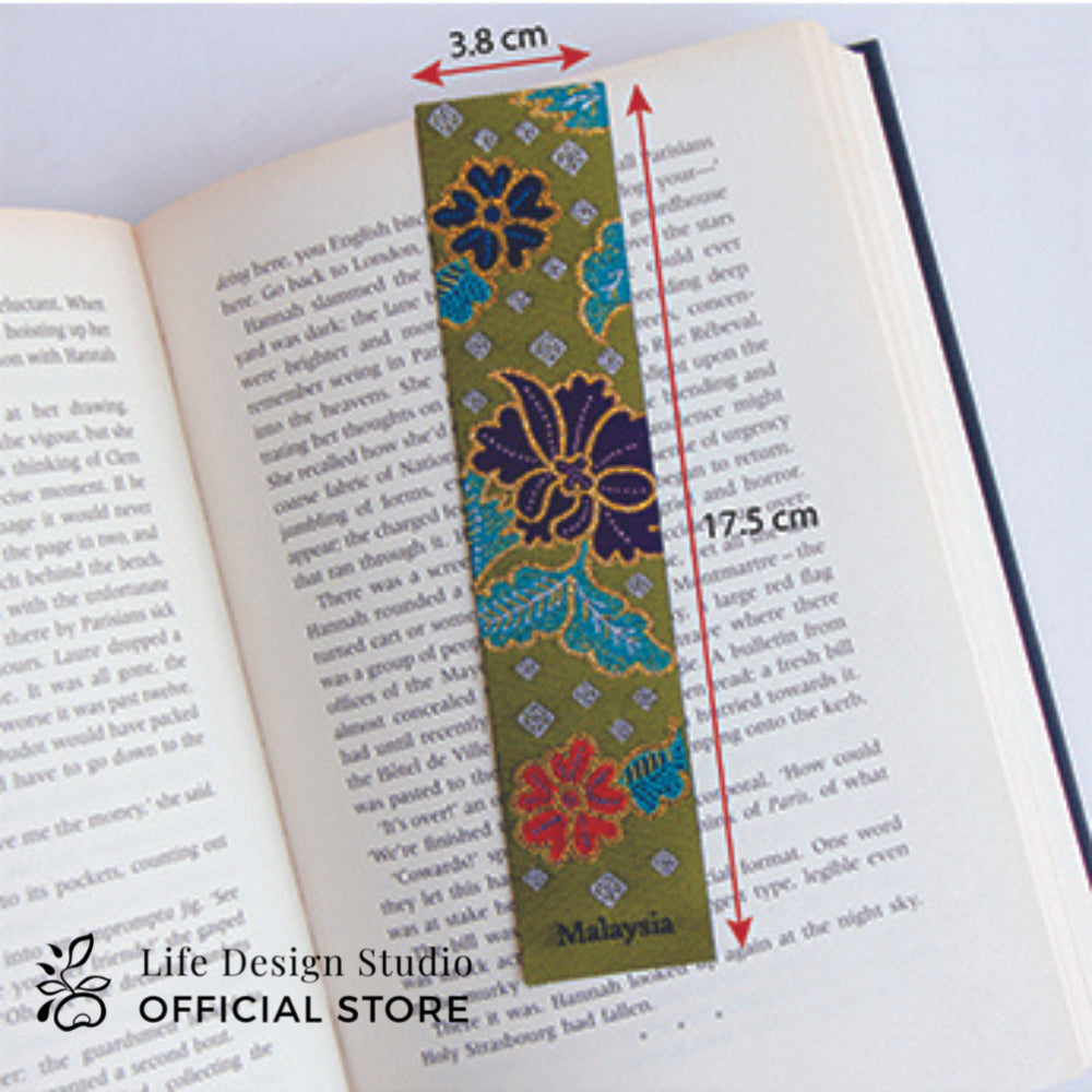 Woven Batik and Songket Bookmarks(Penanda Buku Tenun/ Buatan Malaysia/ Made in Malaysia souvenir)
