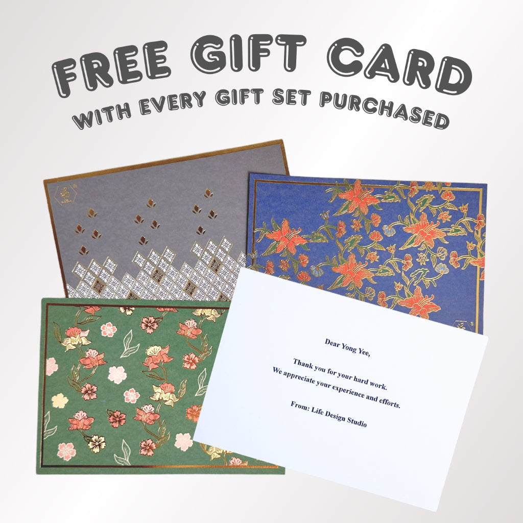 Glow & Bloom Gift Set .