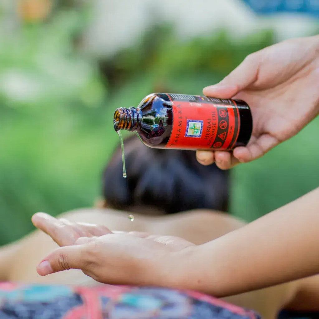 Tanamera Herbal Massage Oil (100ml)